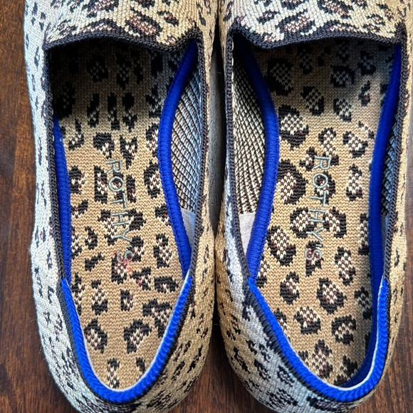 Rothy’s Animal Print Loafer Size 8.5 - Picture 2 of 8